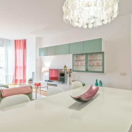 Calido Apartamento Con Piscina En Barcelona Ripollet Exteriör bild