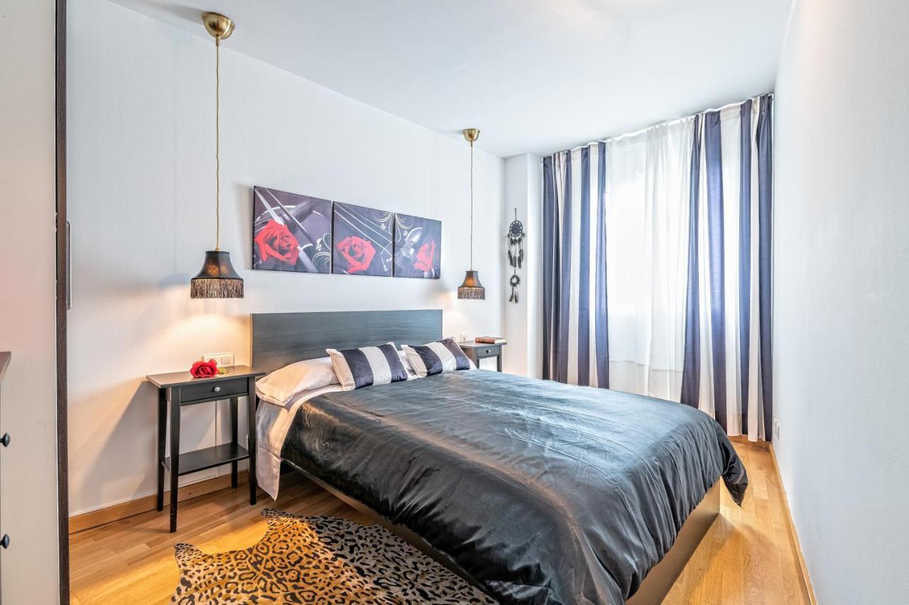 Calido Apartamento Con Piscina En Barcelona Ripollet Exteriör bild